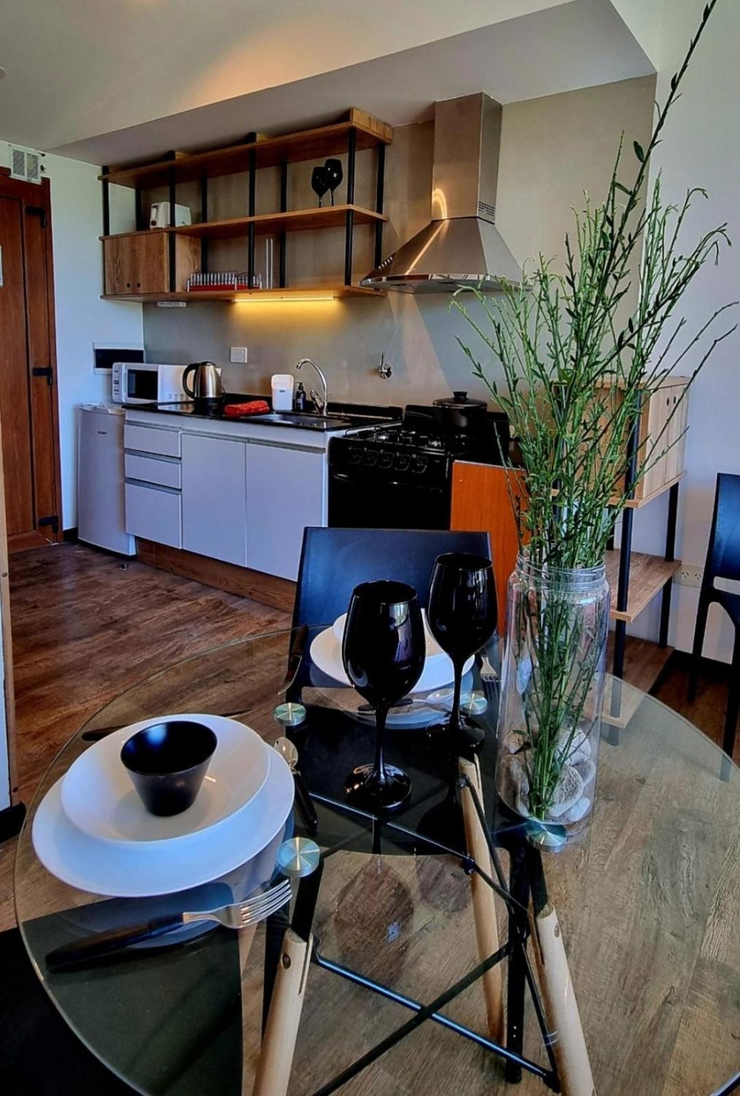 Monoambiente En Palo Santo Apartments, Naturaleza Y Confort